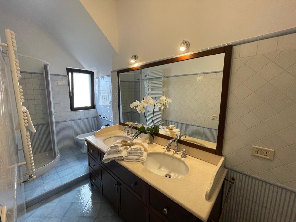 Dimora Bellini Apartment And Rooms Castellana Grotte Buitenkant foto