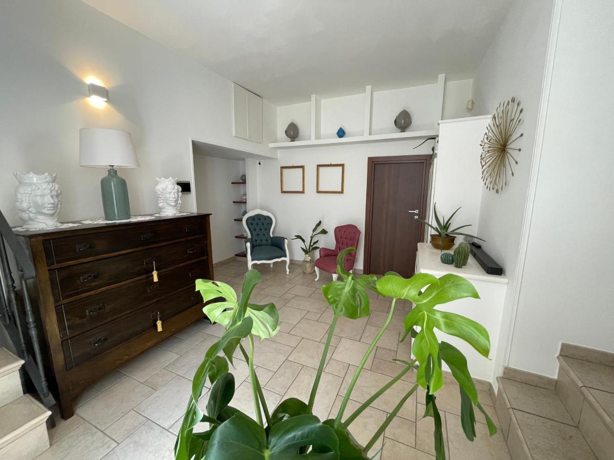 Dimora Bellini Apartment And Rooms Castellana Grotte Buitenkant foto