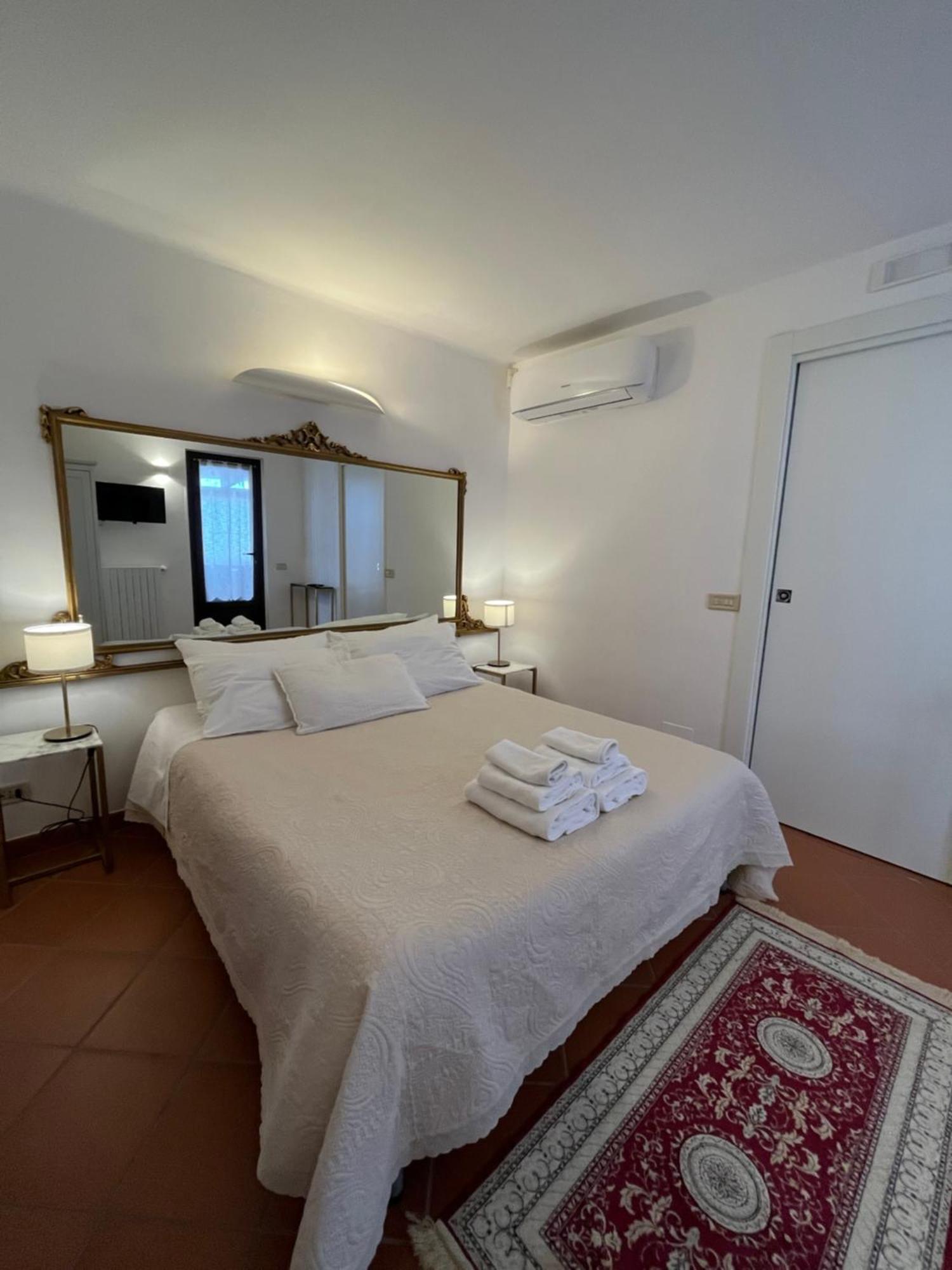 Dimora Bellini Apartment And Rooms Castellana Grotte Buitenkant foto